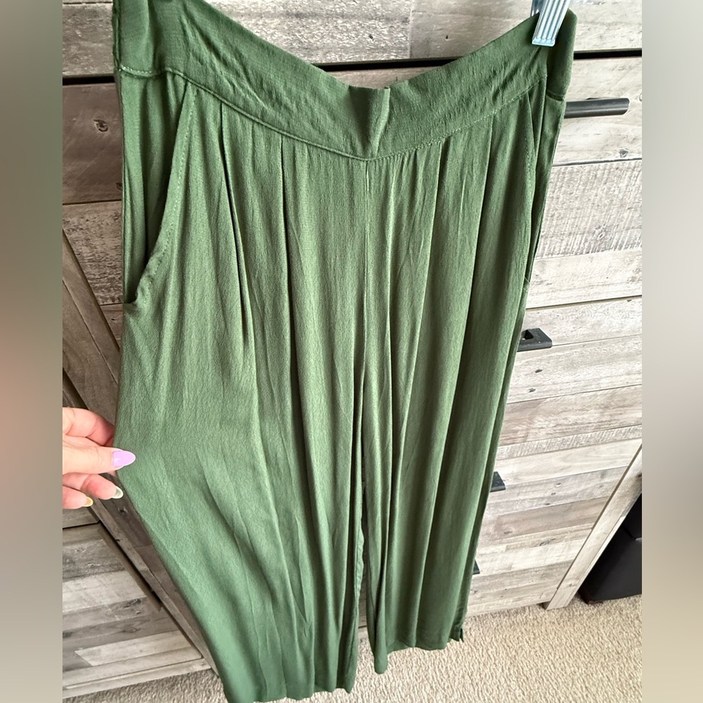 Ava Sky Olive Green pants